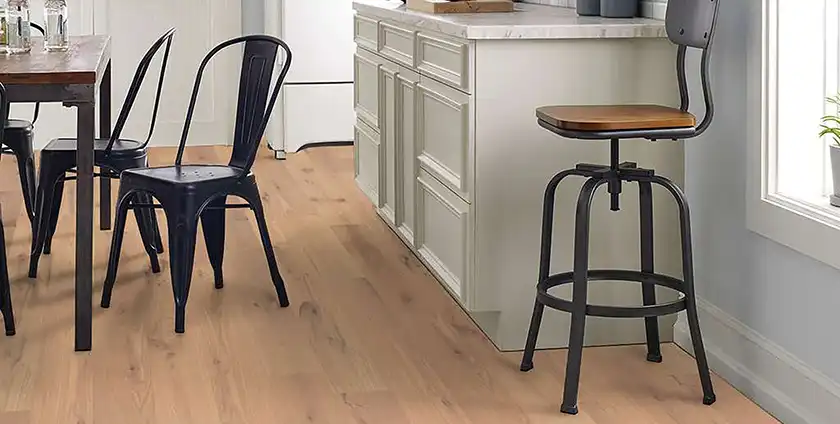 Kitchen table and chairs on Shaw Hardwood White Oak floor